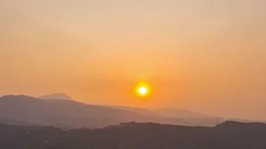 4k航拍山间日落夕阳延时风光空镜头视频的预览图